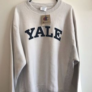Champion Yale long sleeve sweater NWT